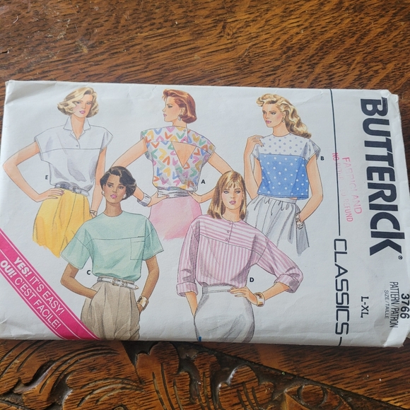 Vintage Butterick and Simplicity Women's Fashion Sewing Patterns - Picture 2 of 6